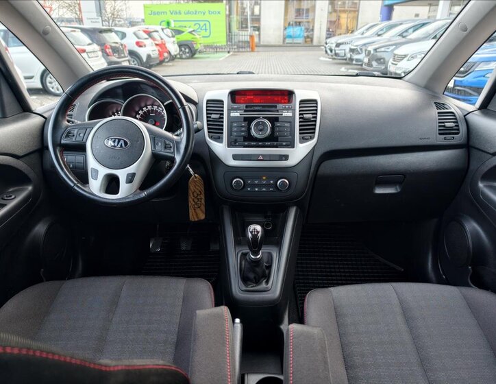KIA Venga Hatchback 1,4 l 66 kw