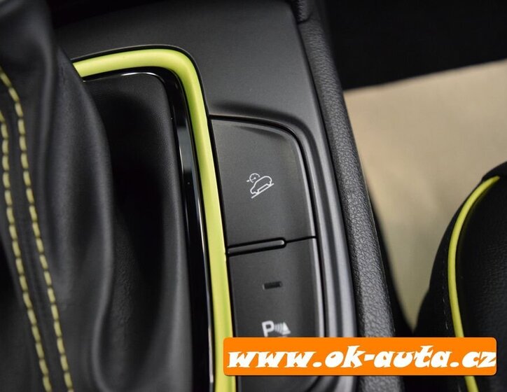 Hyundai Kona Hatchback 1,6 l 100 kw