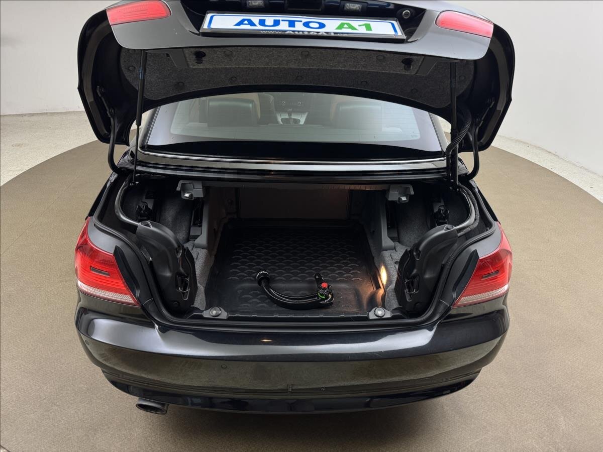 BMW Řada 3 Kabriolet 2,0 l 125 kw