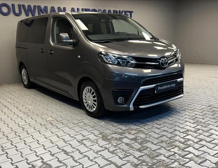 Toyota ProAce Verso 13