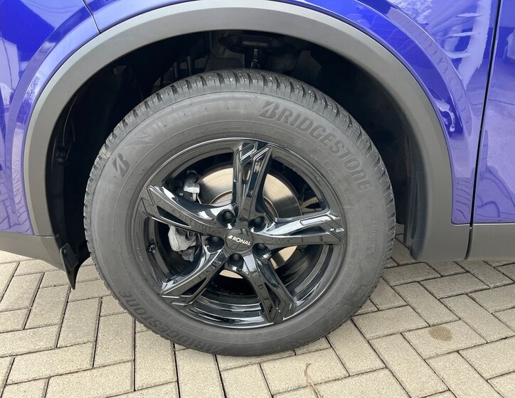 Nissan Qashqai SUV 1,3 l 116 kw