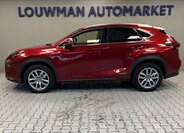 Lexus NX 300h 3