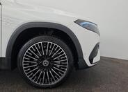 Mercedes-Benz EQB 22