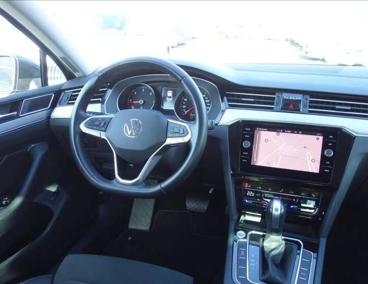 Volkswagen Passat Sedan / Limuzína 2,0 l 110 kw