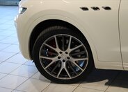 Maserati Levante SUV / Terénní 3,0 l 316 kw