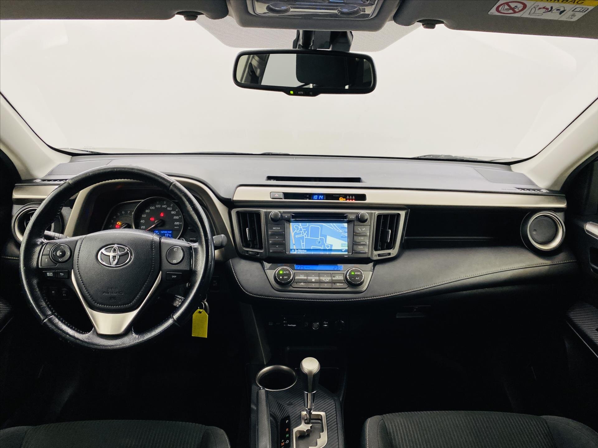 Toyota RAV4 SUV / Terénní 2,0 l 112 kw