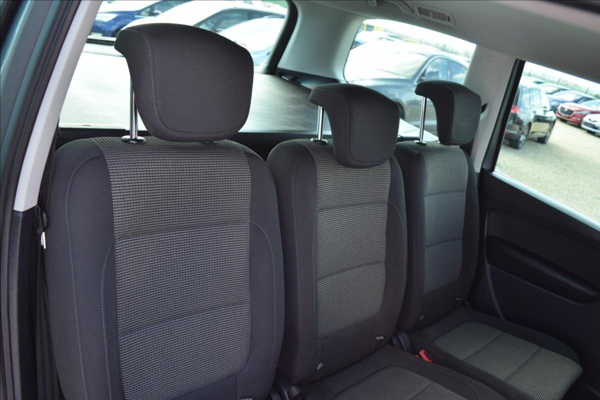 Volkswagen Sharan MPV 2,0 l 103 kw