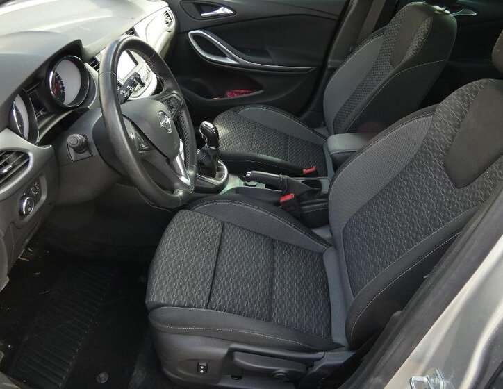 Opel Astra Kombi 1,5 l 90 kw