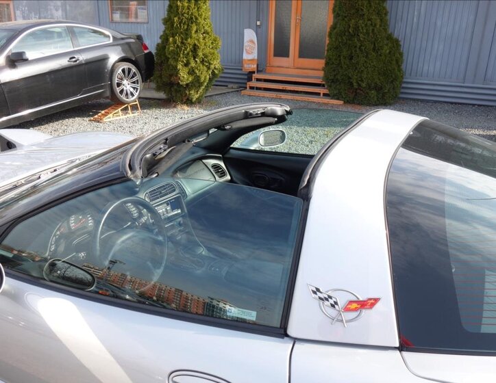 Chevrolet Corvette Kupé 5,7 l 253 kw