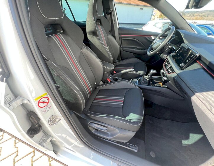 Škoda Scala Hatchback 1,0 l 85 kw