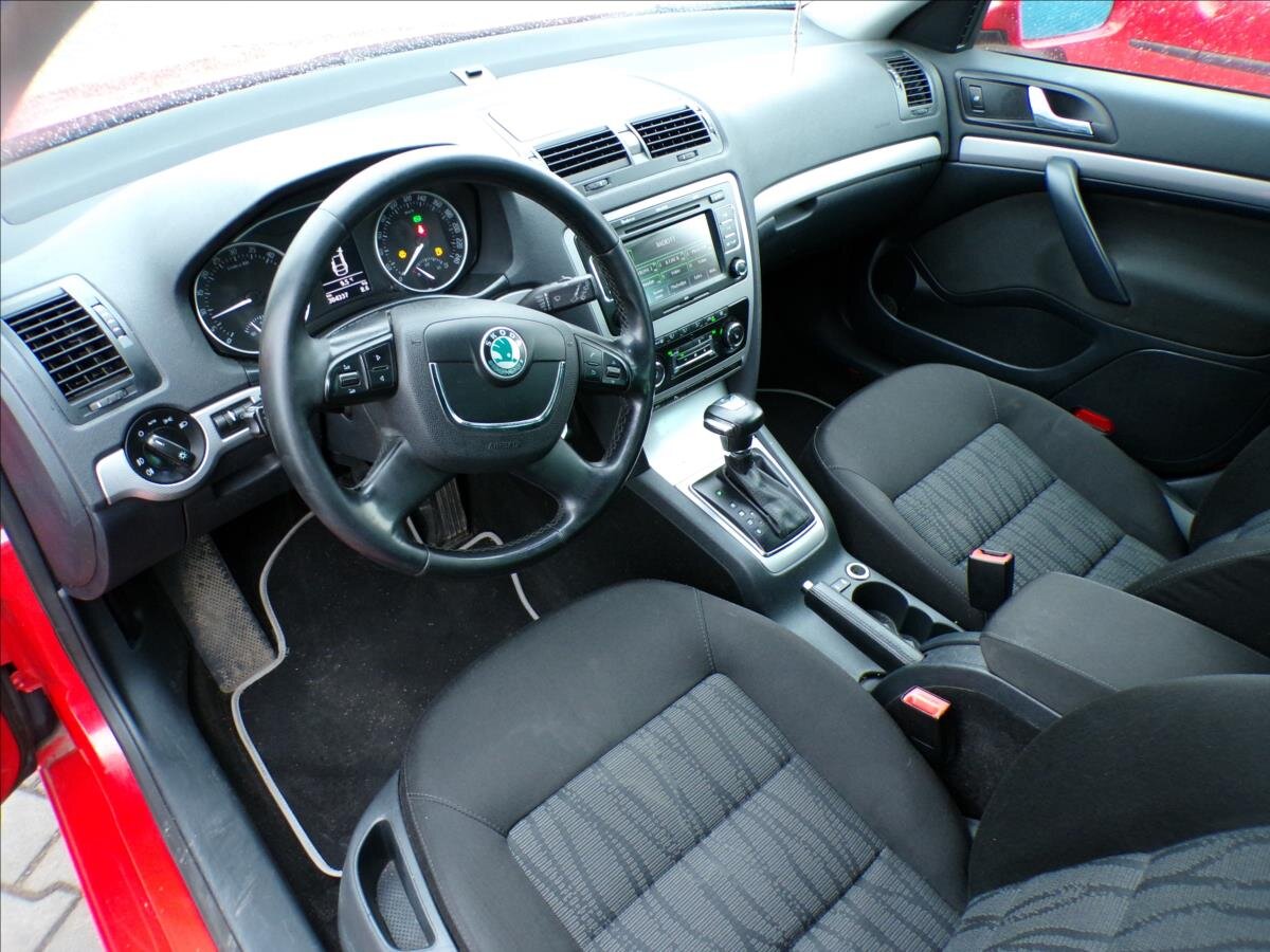 Škoda Octavia Kombi 2,0 l 103 kw