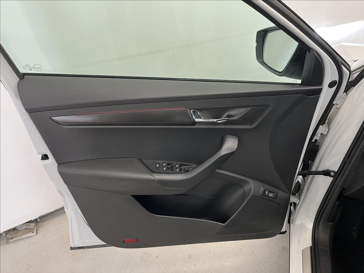 Škoda Karoq SUV / Terénní 1,5 l 110 kw