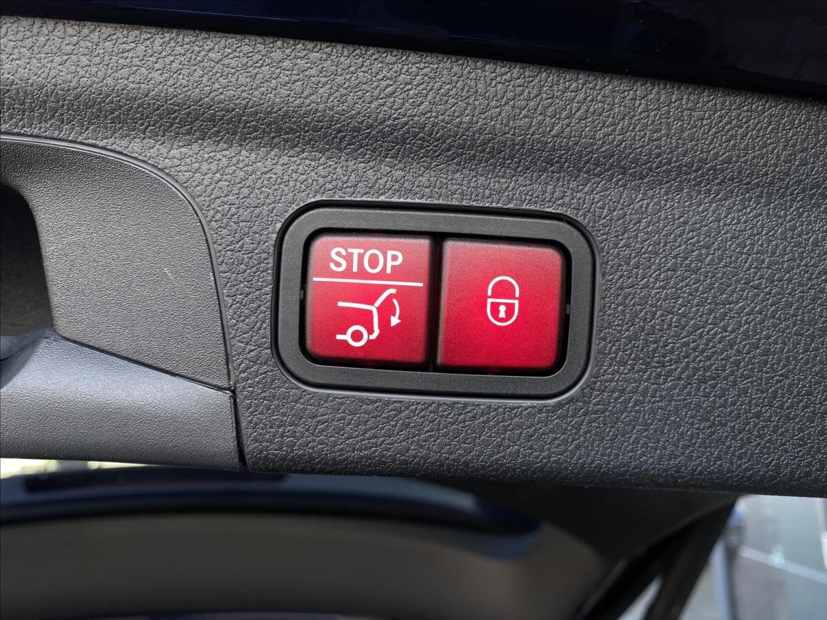 Mercedes-Benz GLE SUV / Terénní 2,0 l 143 kw