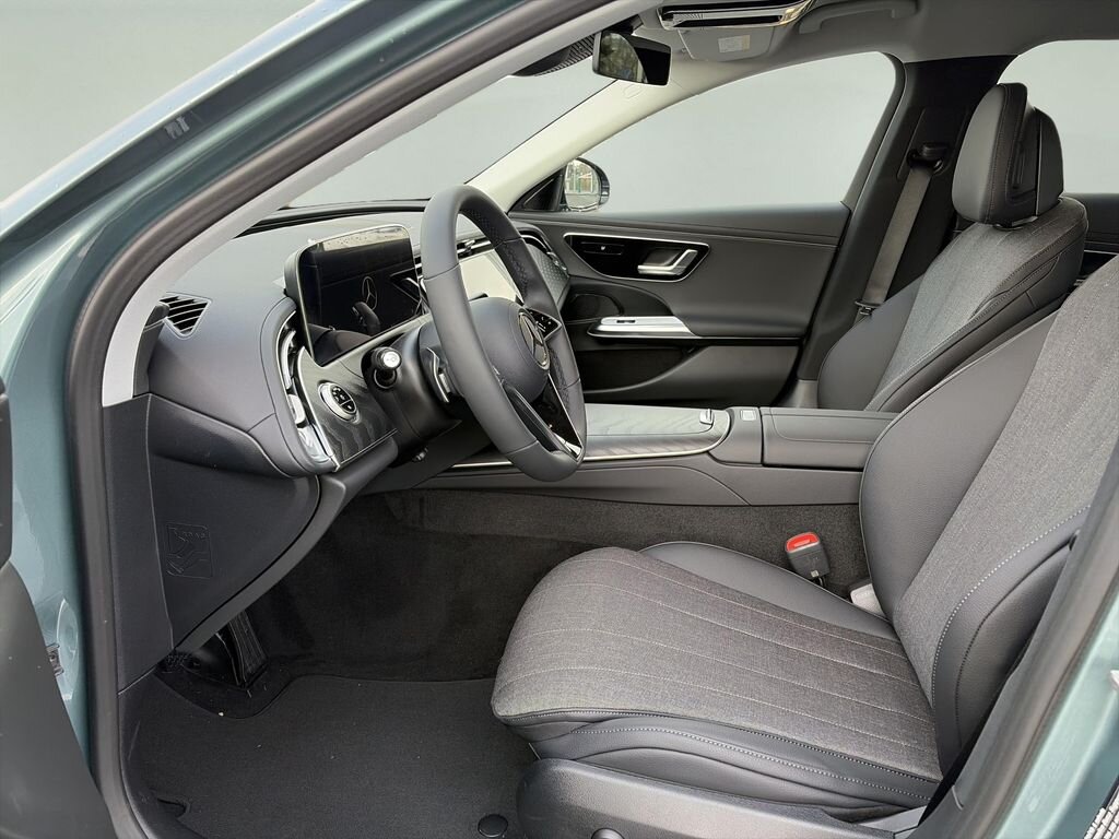 Mercedes-Benz Třídy E Sedan / Limuzína 2,0 l 145 kw