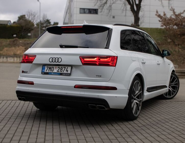 Audi SQ7 SUV / Terénní 4,0 l 320 kw