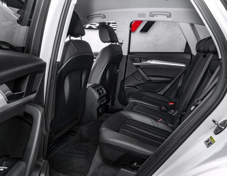 Audi Q5 SUV 2,0 l 140 kw