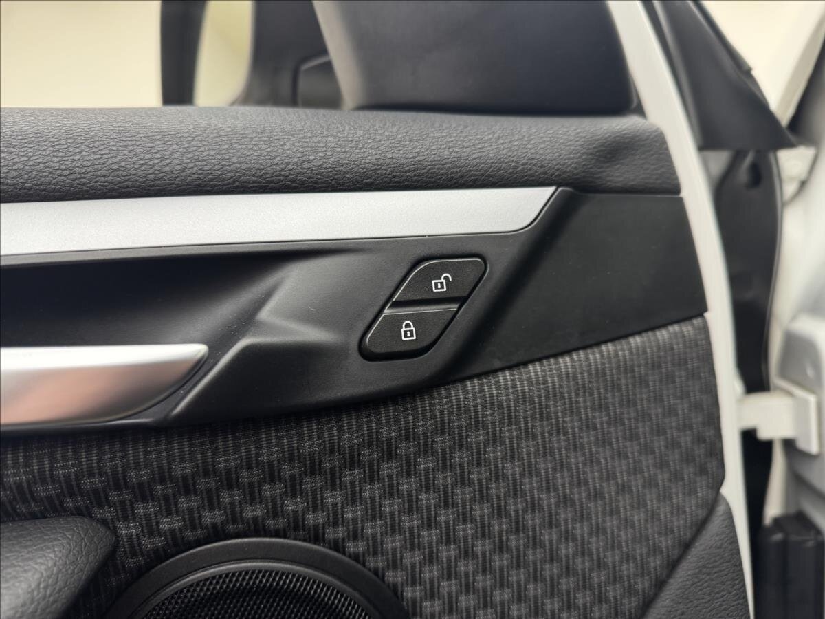 BMW X1 SUV / Terénní 2,0 l 110 kw