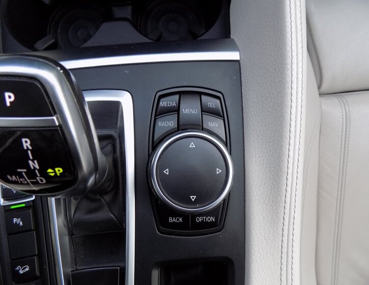 BMW X6 SUV / Terénní 3,0 l 190 kw