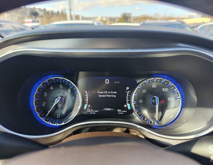 Chrysler Pacifica MPV 3,6 l 211 kw