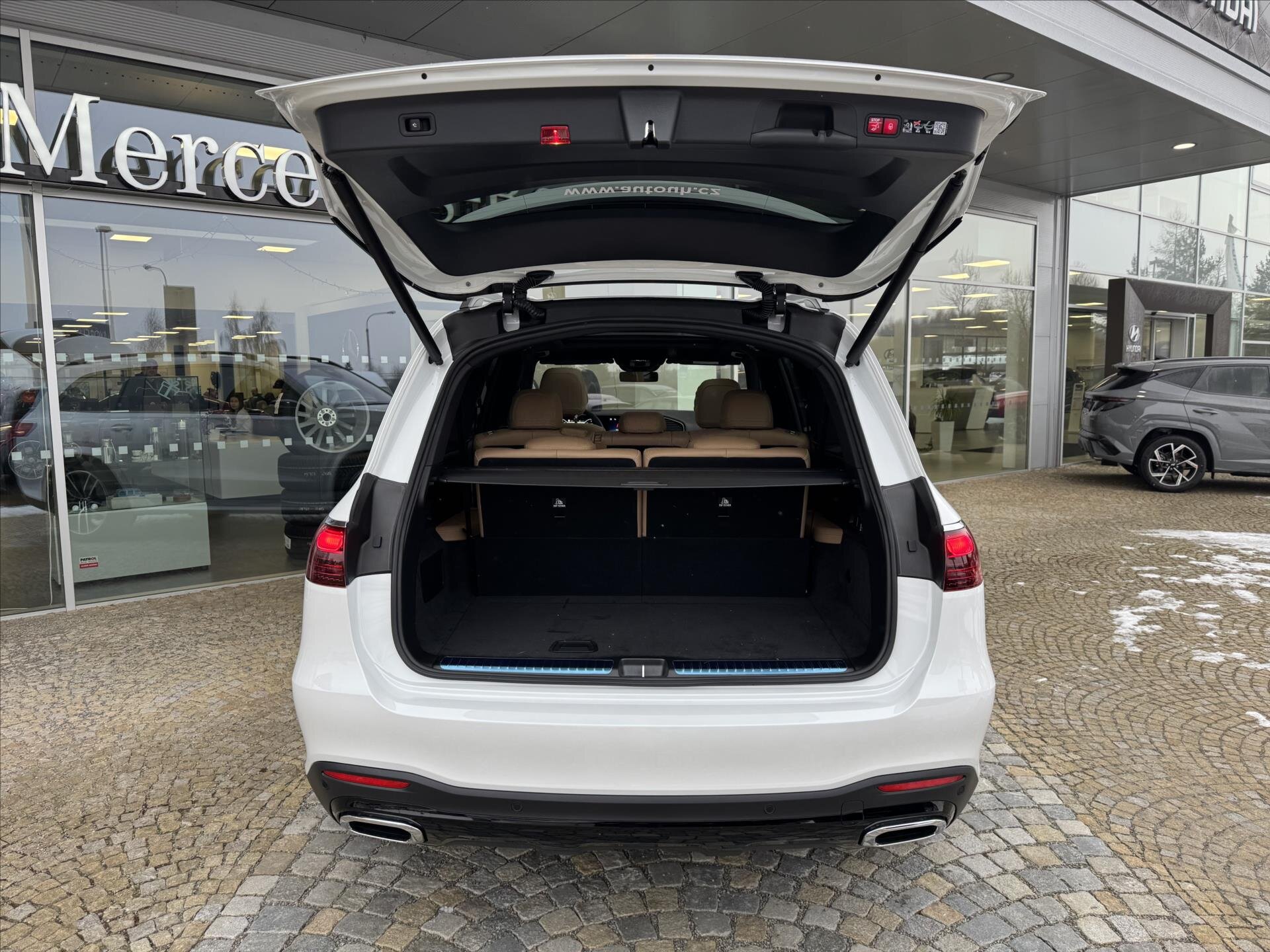 Mercedes-Benz GLS SUV / Terénní 3,0 l 230 kw