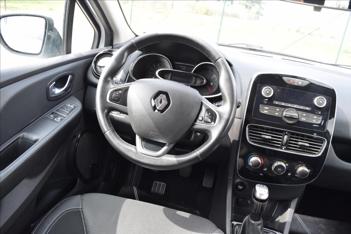 Renault Clio Hatchback 1,1 l 54 kw