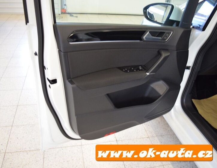 Volkswagen Touran MPV 0,0 110 kw