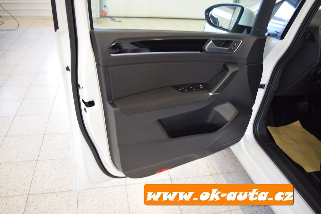 Volkswagen Touran MPV 0,0 110 kw