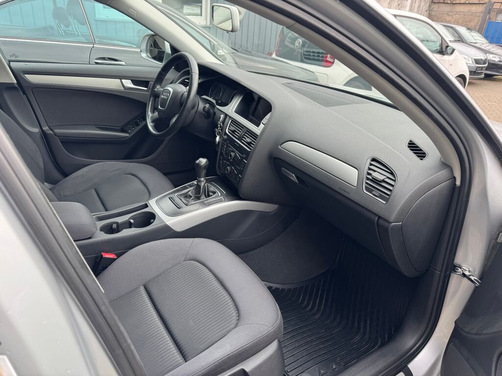 Audi A4 Sedan / Limuzína 1,8 l 88 kw