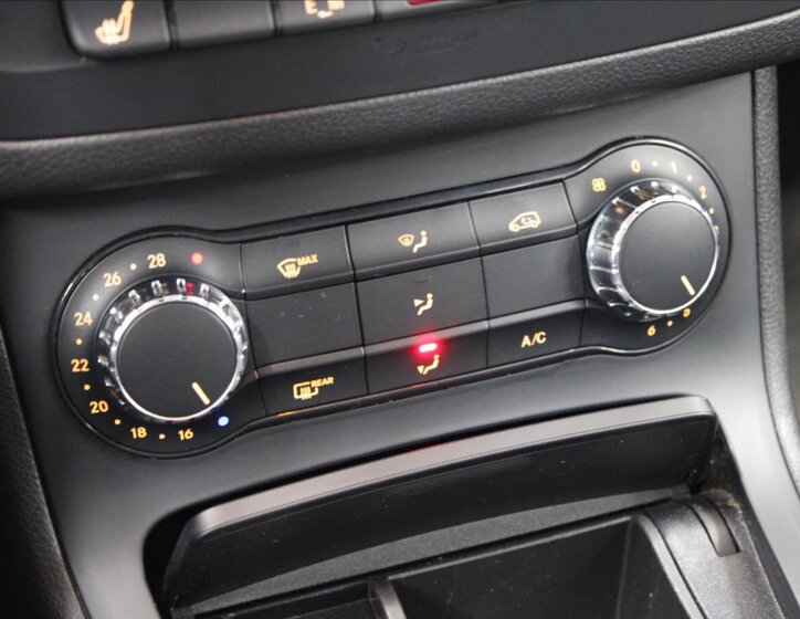 Mercedes-Benz Třídy B Kombi 1,6 l 90 kw