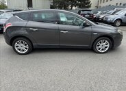 Lancia Delta Hatchback 2,0 l 121 kw