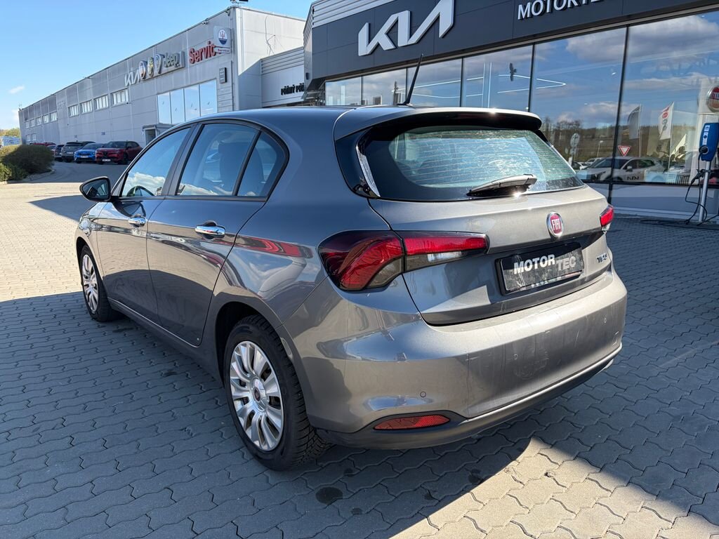 Fiat Tipo Hatchback 1,4 l 88 kw