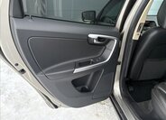 Volvo XC60 SUV 2,4 l 120 kw