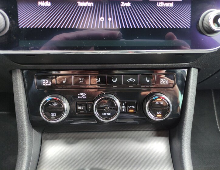 Škoda Superb Kombi 2,0 l 110 kw