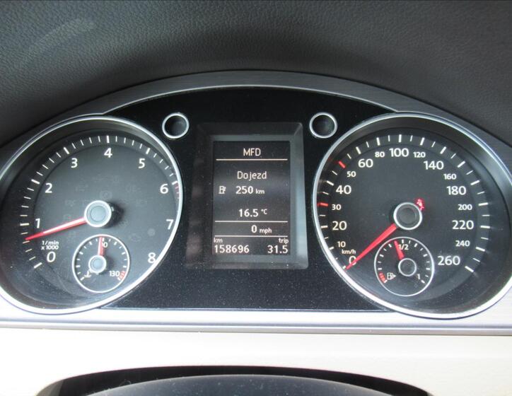 Volkswagen Passat 14