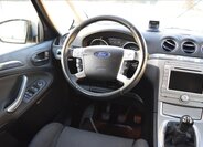 Ford S-MAX MPV 2,0 l 107 kw