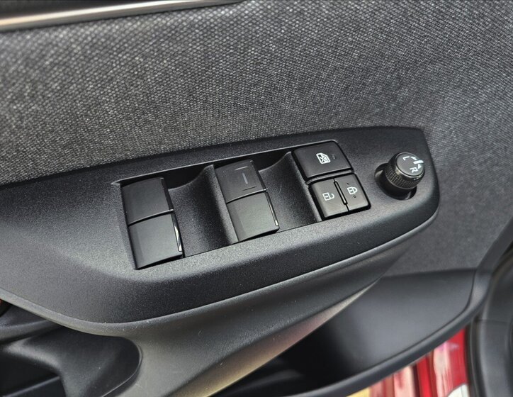 Toyota Yaris Hatchback 1,5 l 68 kw