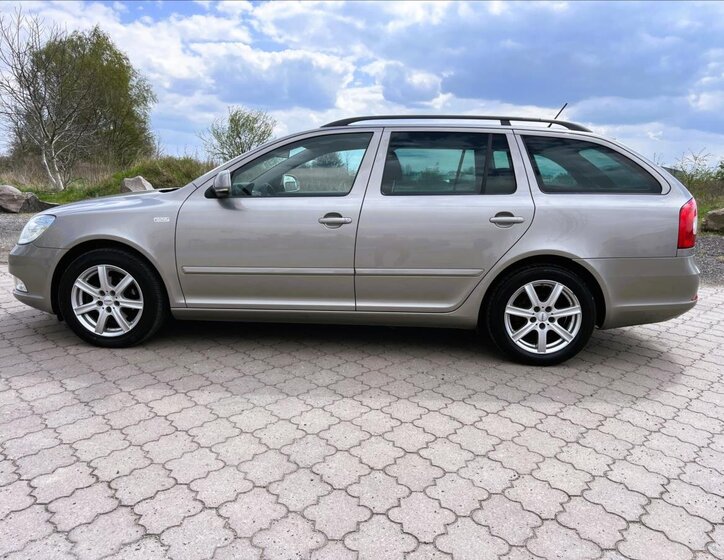 Škoda Octavia Kombi 1,6 l 77 kw