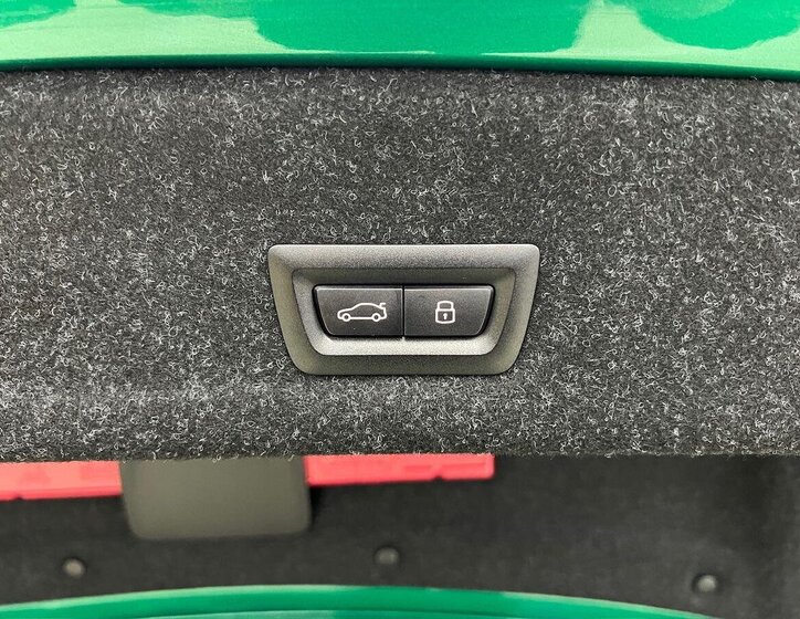 BMW M3 Sedan / Limuzína 3,0 l 390 kw