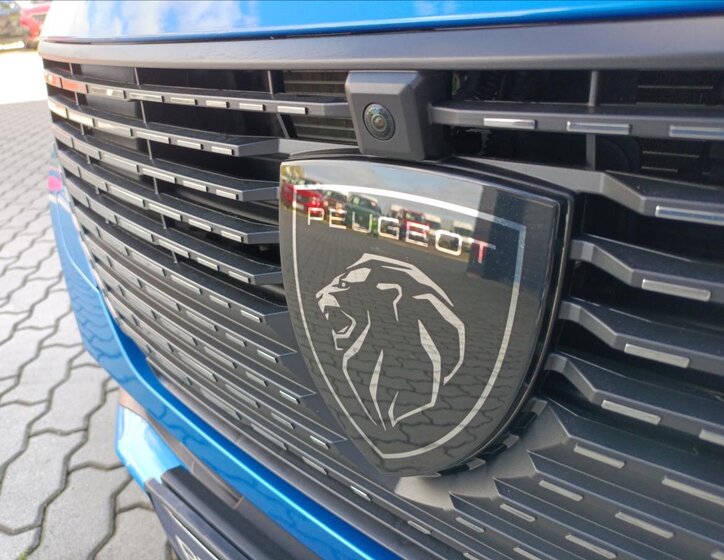 Peugeot 308 Hatchback 1,6 l 110 kw