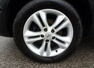 Nissan Qashqai SUV / Terénní 2,0 l 104 kw