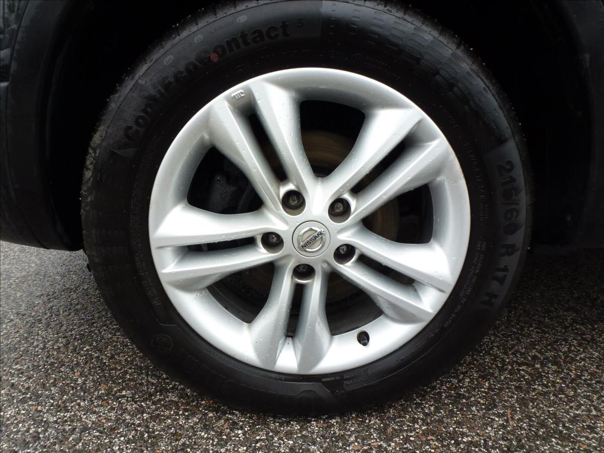 Nissan Qashqai SUV / Terénní 2,0 l 104 kw