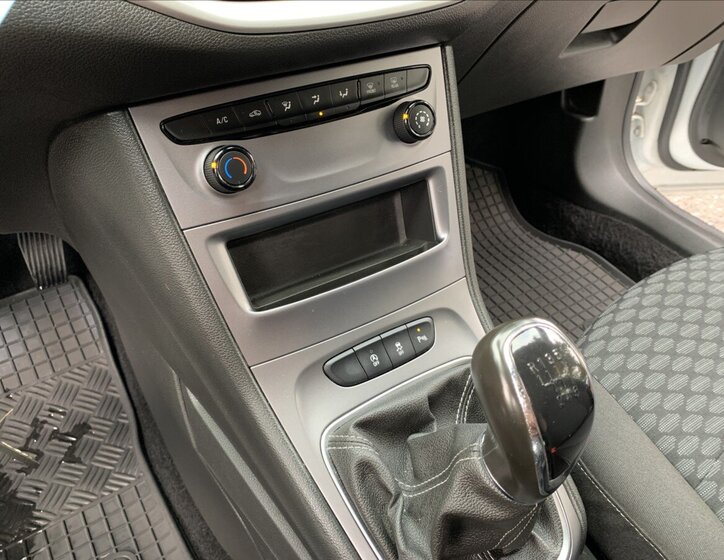 Opel Astra Hatchback 1,5 l 77 kw