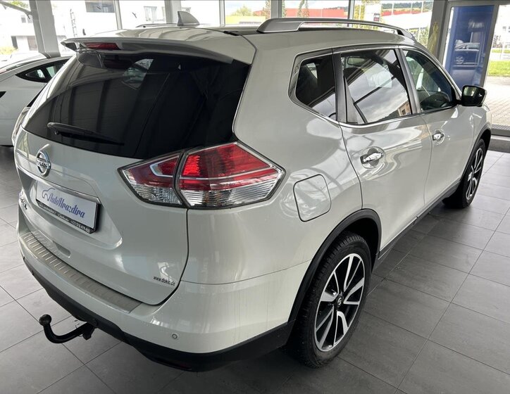 Nissan X-Trail SUV / Terénní 2,0 l 130 kw