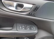 Volvo V60 Kombi 2,0 l 145 kw