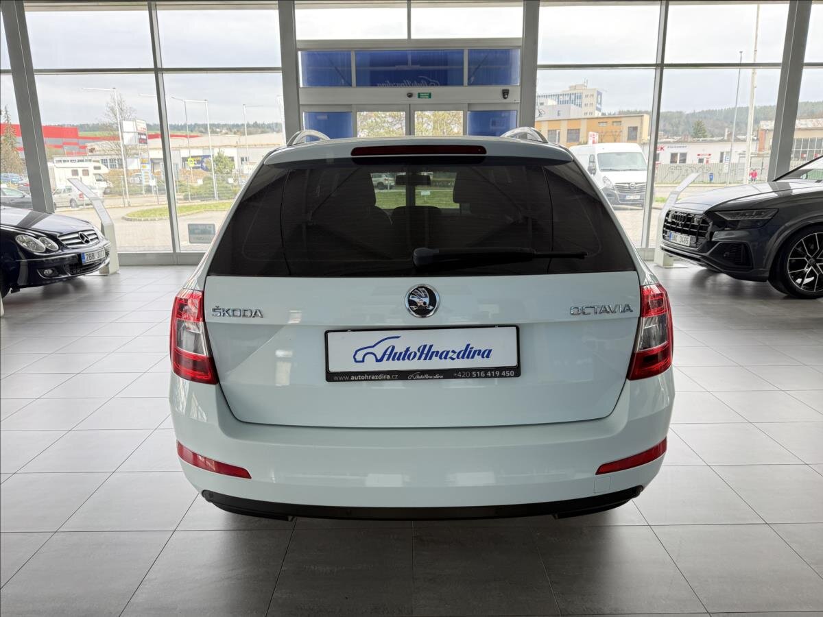 Škoda Octavia Kombi 2,0 l 110 kw