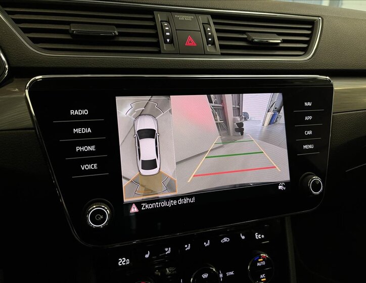 Škoda Superb Liftback 1,4 l 160 kw