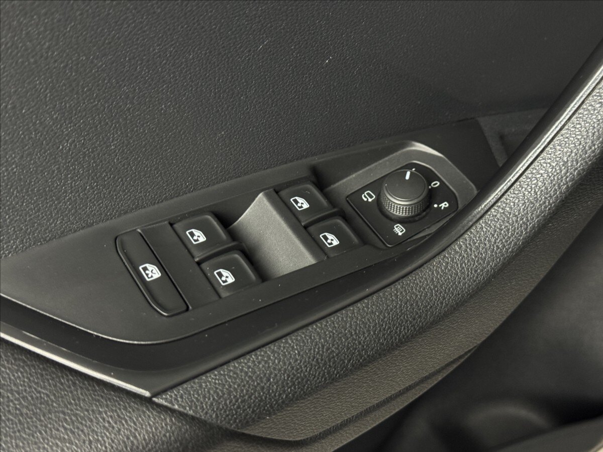 Škoda Karoq SUV / Terénní 2,0 l 85 kw