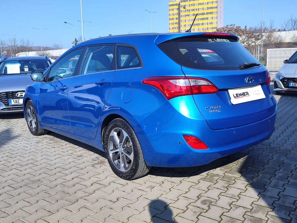Hyundai i30 Kombi 1,6 l 81 kw