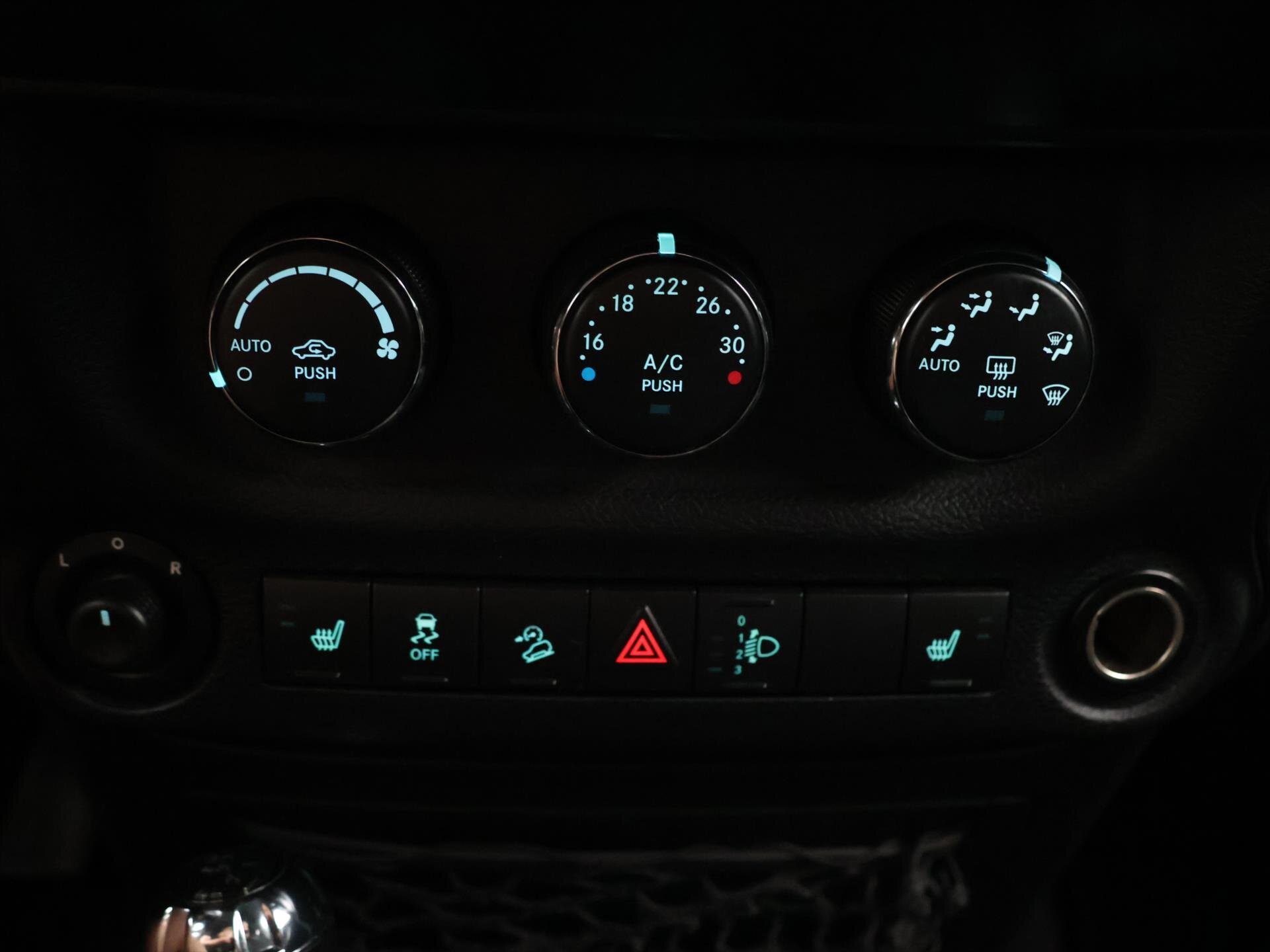 Jeep Wrangler SUV 2,8 l 147 kw