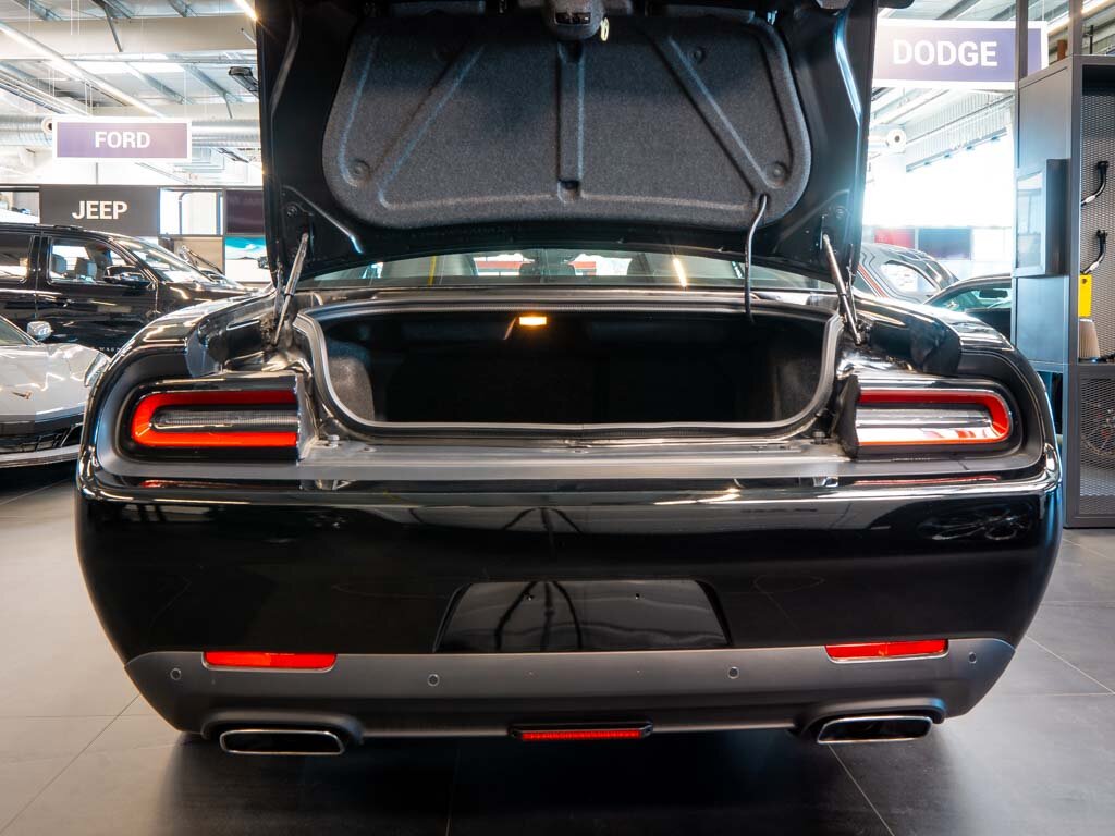 Dodge Challenger Kupé 6,4 l 362 kw